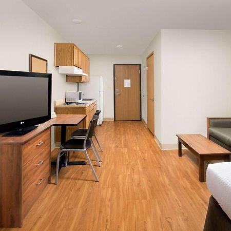 Extended Stay America Select Suites - Fort Myers - Northeast المظهر الخارجي الصورة